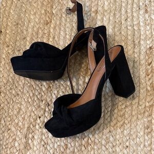 Chic Black Suede Platform Heels